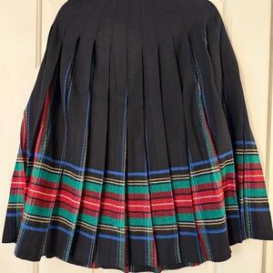 Vintage Wool Plaid Pleated Skirt - Black, Red, Green size 4 small